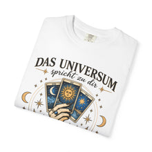 Lade das Bild in den Galerie-Viewer, Das Universum 💫 Unisex Garment-Dyed T-shirt