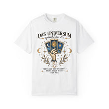 Lade das Bild in den Galerie-Viewer, Das Universum 💫 Unisex Garment-Dyed T-shirt