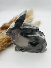 Lade das Bild in den Galerie-Viewer, Deko Figur HASENHERZ neu