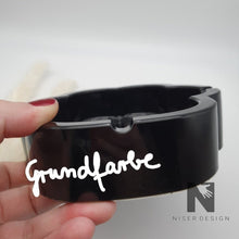 Lade das Bild in den Galerie-Viewer, Aschenbecher groß TATZE personalisierbar - NISER DESIGN