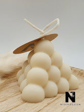 Lade das Bild in den Galerie-Viewer, Bubbel Pyramiden Kerze Rapswachs nature Neu - NISER DESIGN