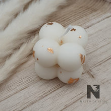 Lade das Bild in den Galerie-Viewer, Bubble Mini Shine Cube Kerze Rapswachs nature Neu - NISER DESIGN