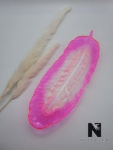 Lade das Bild in den Galerie-Viewer, Federschale "ThinkPink" - NISER DESIGN