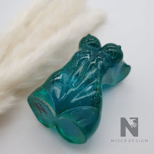 Lade das Bild in den Galerie-Viewer, Frauenkörper "Mrs.Universe" - NISER DESIGN