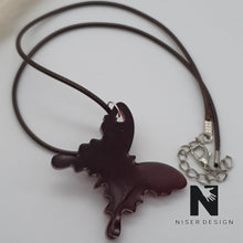 Lade das Bild in den Galerie-Viewer, Halskette Schmetterling DONNA rot weiß - NISER DESIGN
