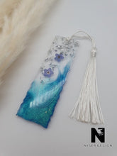 Lade das Bild in den Galerie-Viewer, Lesezeichen MUSINA Resin mit Vergissmeinnicht - NISER DESIGN