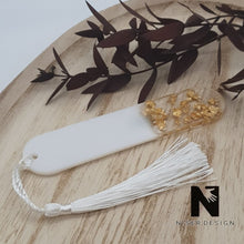 Lade das Bild in den Galerie-Viewer, Lesezeichen SONNENBLÜTE aus Resin in weiß mit Blüte Neu - NISER DESIGN