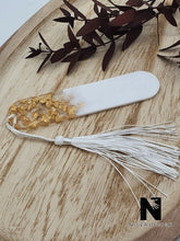 Lade das Bild in den Galerie-Viewer, Lesezeichen WITHTHANKS weiss mit Goldflakes Neu - NISER DESIGN