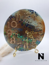 Lade das Bild in den Galerie-Viewer, Tischuhr "TimeOfJungle" - NISER DESIGN