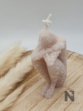 Lade das Bild in den Galerie-Viewer, Abstrakt Man Thinker Kerze beige Neu - NISER DESIGN