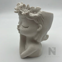 Lade das Bild in den Galerie-Viewer, Blumenmädchen Blumentopf neu - NISER DESIGN