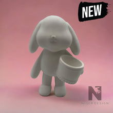 Lade das Bild in den Galerie-Viewer, Deko Hase mit Korb HASENKING neu 5,5 x 3,5 x 7,5 cm - NISER DESIGN