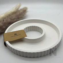 Lade das Bild in den Galerie-Viewer, Dekorative Schale gerippt neu - NISER DESIGN