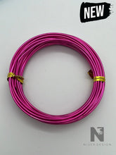 Lade das Bild in den Galerie-Viewer, Draht Weihnachtsbaum neu - NISER DESIGN