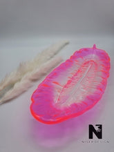 Lade das Bild in den Galerie-Viewer, Federschale "ThinkPink" - NISER DESIGN