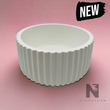 Lade das Bild in den Galerie-Viewer, Geriffelte Schale SYLVIA dia 10,5 cm neu - NISER DESIGN