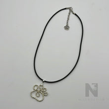 Lade das Bild in den Galerie-Viewer, Halskette Pfote gedrahtet BONNY 50cm neu - NISER DESIGN