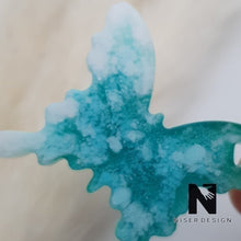 Lade das Bild in den Galerie-Viewer, Halskette Schmetterling DONNA weiß grün - NISER DESIGN