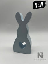 Lade das Bild in den Galerie-Viewer, Hase mit Herz HOPPEL neu - NISER DESIGN