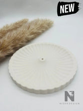 Lade das Bild in den Galerie-Viewer, Räucherstäbchenhalter Weihrauchhalter Räucherschale wellig PADROS neu - NISER DESIGN