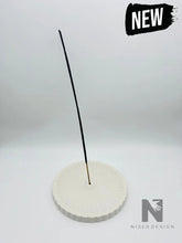Lade das Bild in den Galerie-Viewer, Räucherstäbchenhalter Weihrauchhalter Räucherschale wellig PADROS neu - NISER DESIGN