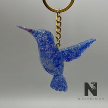 Lade das Bild in den Galerie-Viewer, Schlüsselanhänger Kolibri GUSTAV Neu - NISER DESIGN