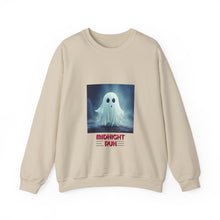 Lade das Bild in den Galerie-Viewer, Midnight Run 😶‍🌫️ Unisex Heavy Blend™ Crewneck Sweatshirt
