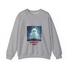 Lade das Bild in den Galerie-Viewer, Midnight Run 😶‍🌫️ Unisex Heavy Blend™ Crewneck Sweatshirt
