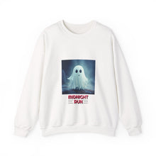 Lade das Bild in den Galerie-Viewer, Midnight Run 😶‍🌫️ Unisex Heavy Blend™ Crewneck Sweatshirt
