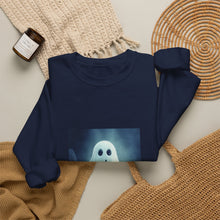 Lade das Bild in den Galerie-Viewer, Midnight Run 😶‍🌫️ Unisex Heavy Blend™ Crewneck Sweatshirt
