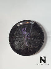 Lade das Bild in den Galerie-Viewer, Küchenrollenhalter SCHWARZEROSE - NISER DESIGN
