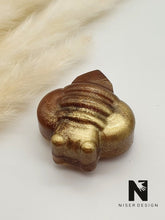Lade das Bild in den Galerie-Viewer, Cover Minder SUMSI braun gold - NISER DESIGN
