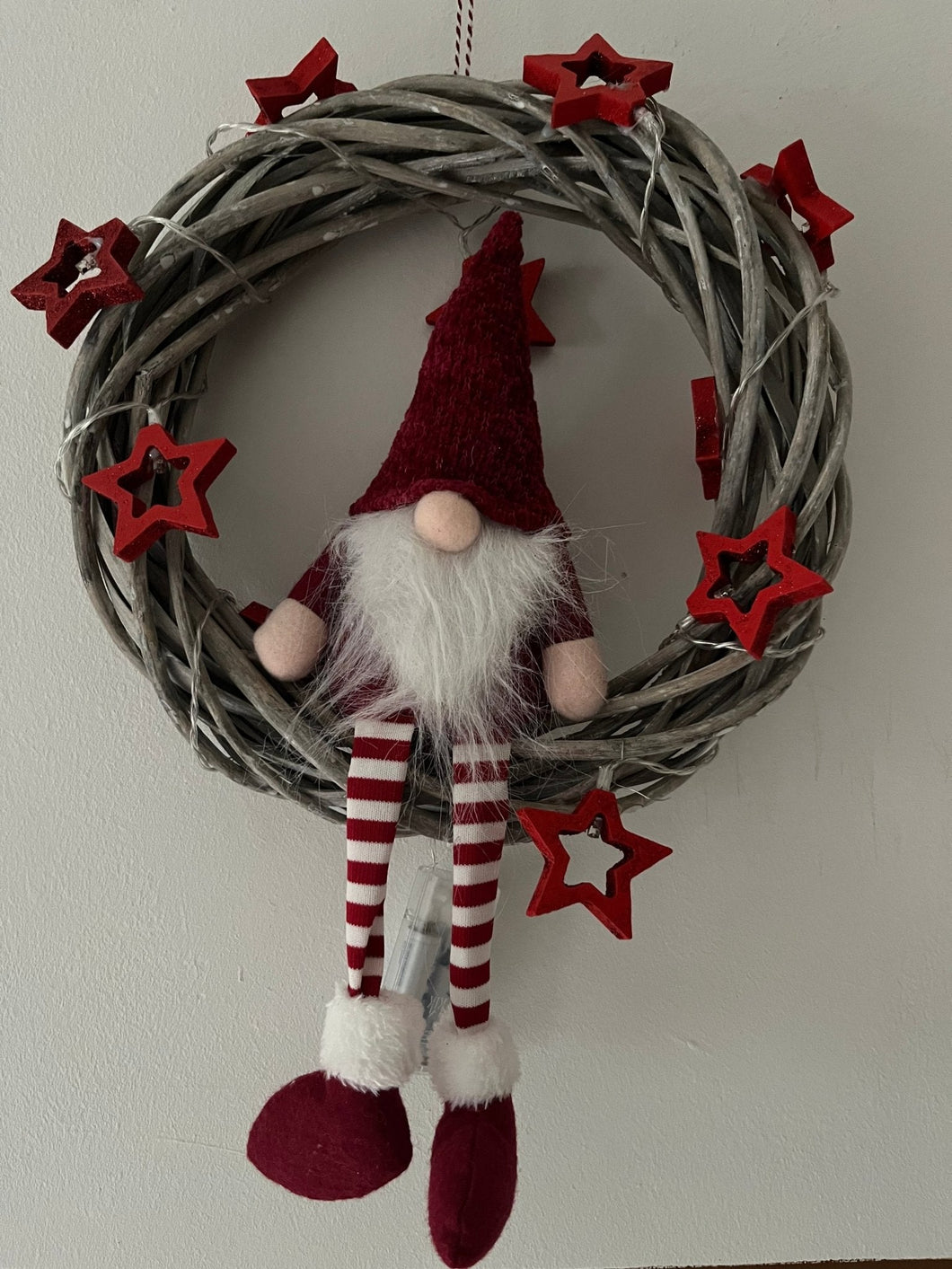 Weihnachtlicher Türkranz mit Wichtel und Lichterkette versch. Farben neu - NISER DESIGN